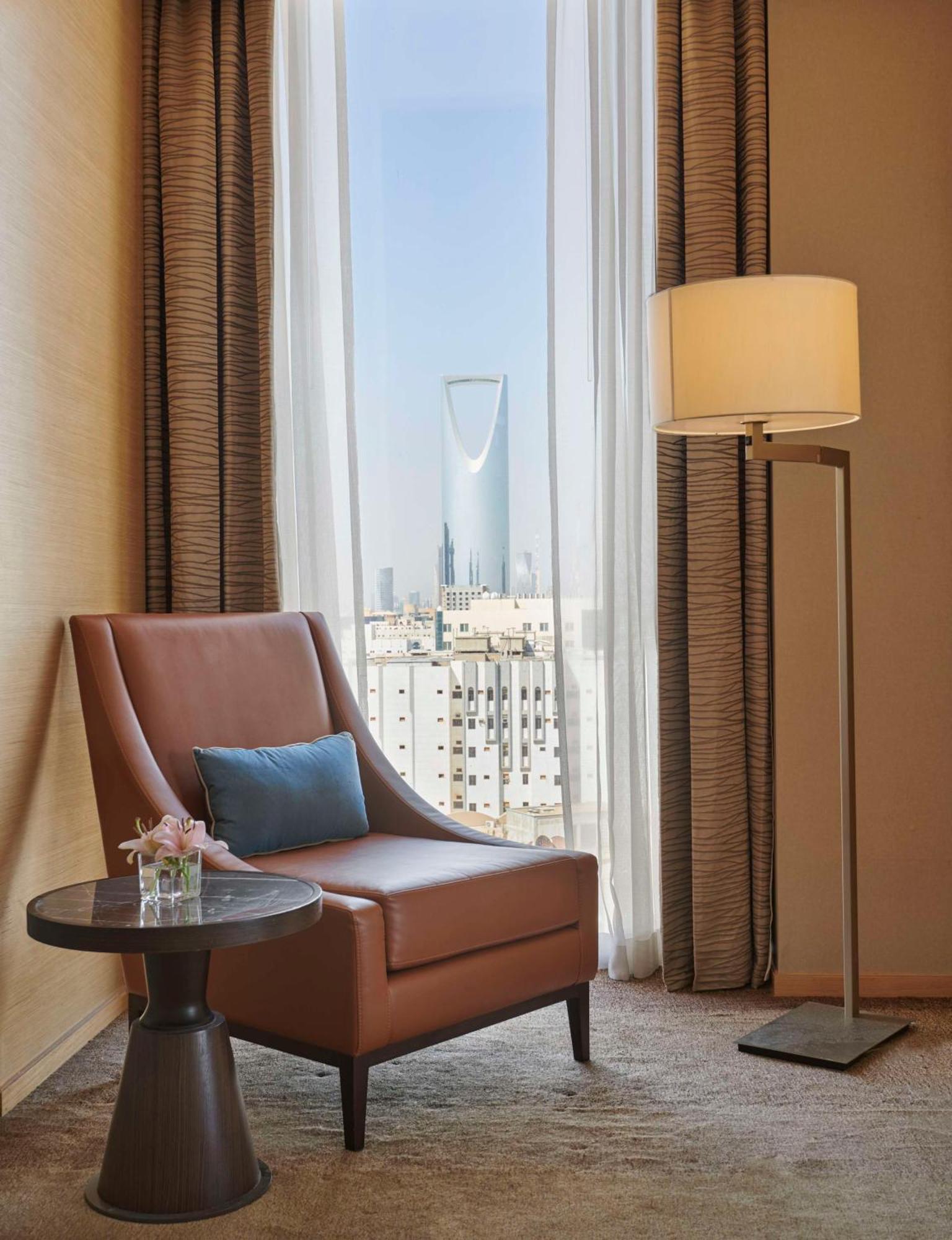 Hyatt Regency Riyadh Olaya Eksteriør billede A room at the hotel